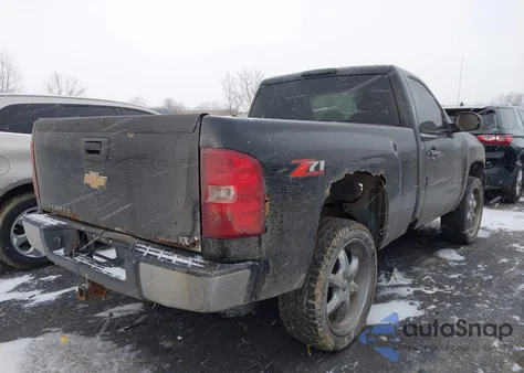 2008 Chevrolet Silverado 1500 Lt1 z USA, uszkodzony, nr VIN 1GCEC14J98Z194217